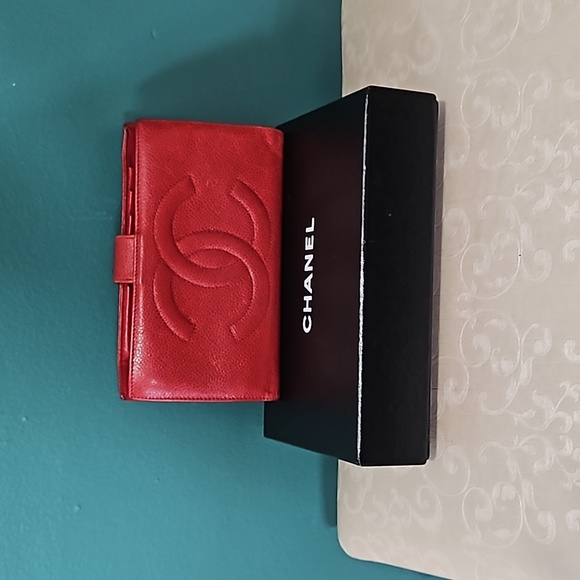 AUTHENTIC VENTAGE CHANEL WALLET 100%AUTHENTIC - Picture 10 of 12